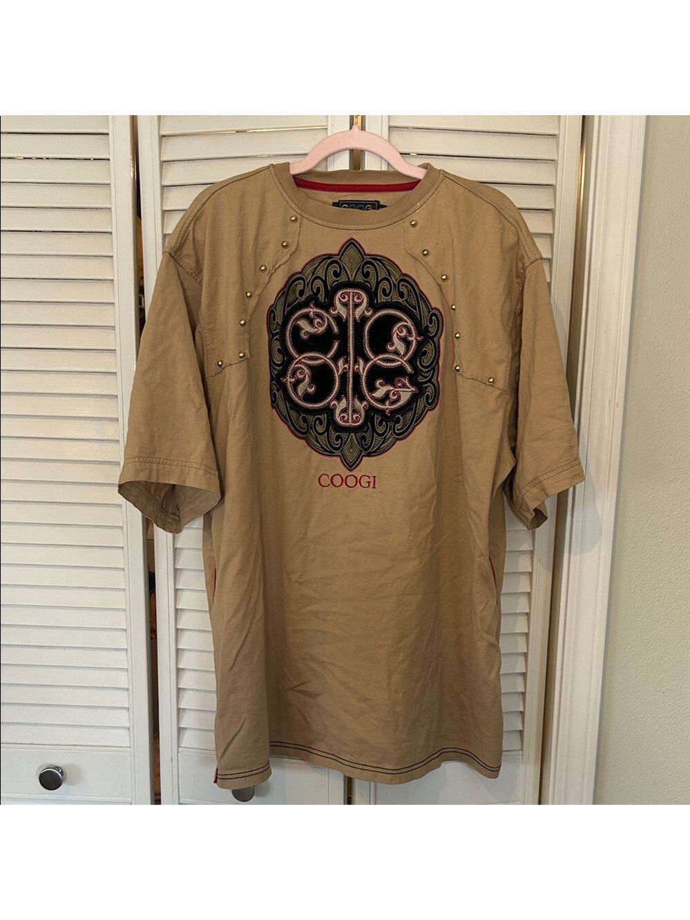 COOGI Tan Short Sleeve Tee with Ornate Front Design | Size XXL